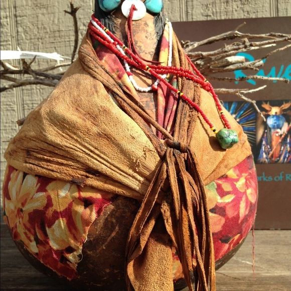 Rare, Authentic Gourd Lady by Robert Rivera - Picture 3 of 12